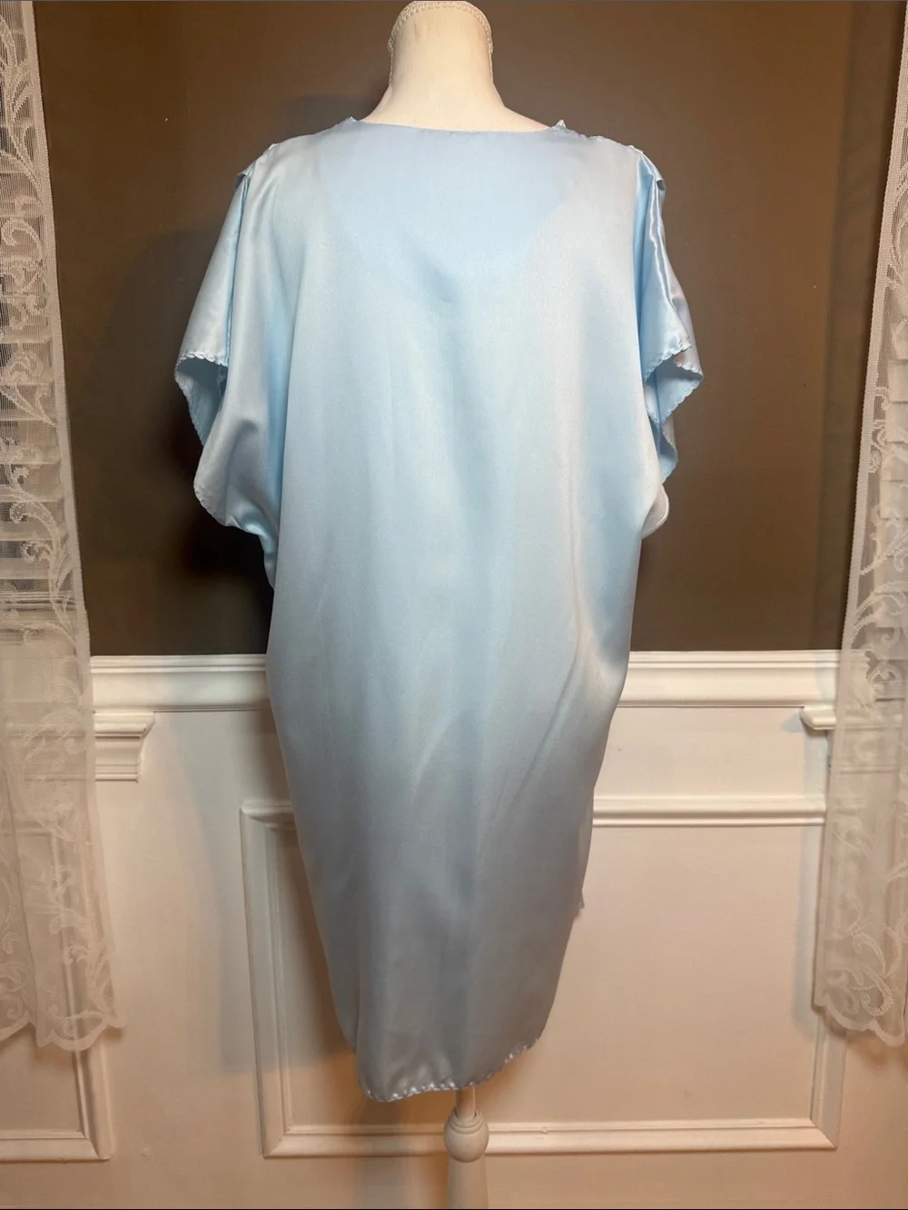 Vintage Jayre California Satin Nightgown Lace Blue L‎